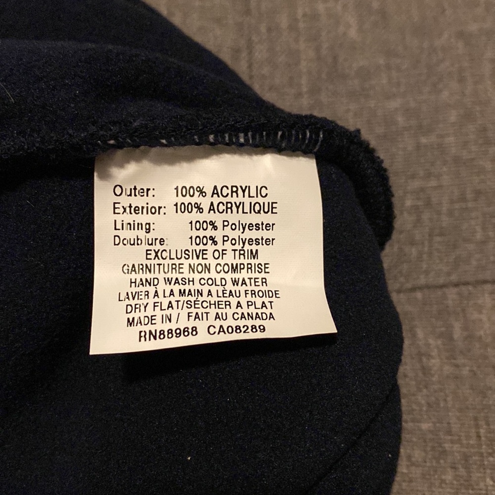 Karbon Ski Toque/ Winter Hat Beanie Team NT/NWT Canada - Picture 5 of 5